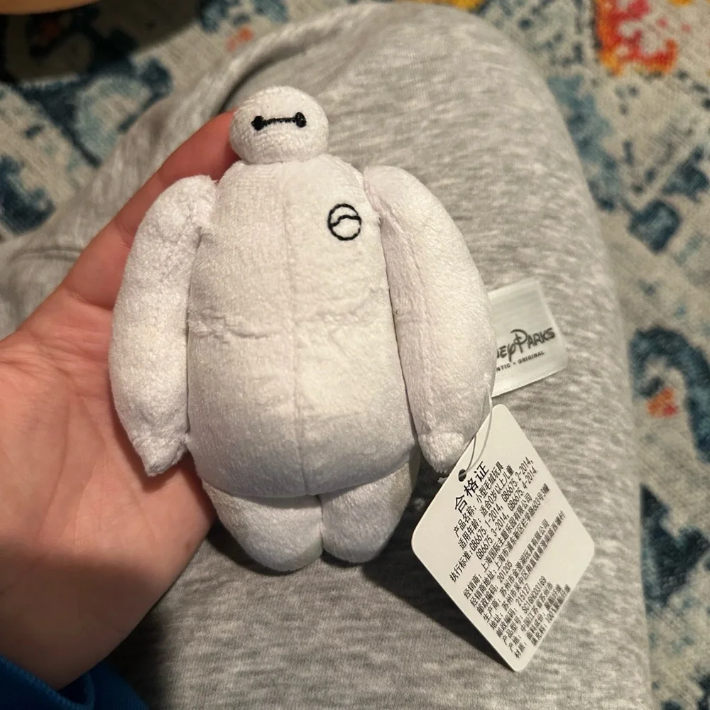 Disney White Plush Baymax Toy - Picture 1 of 2